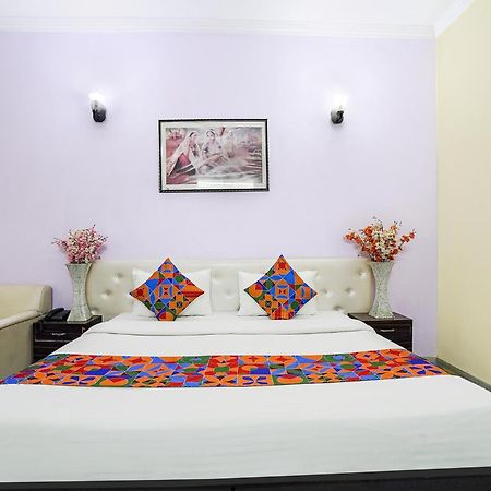 Fabexpress Ivy Inn Sector 35 Noida Esterno foto